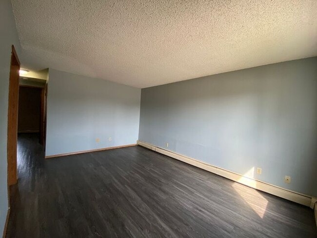 Building Photo - $995 | 1 Bedroom, 1 Bathroom Apartment | Pet Friendly* | Available for April 3rd, 2026 Move In!*