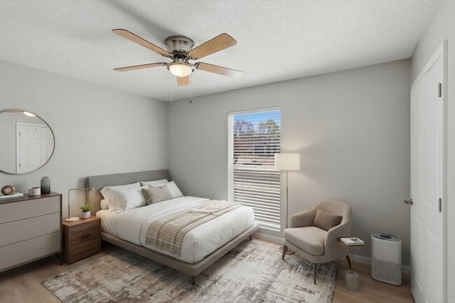 Building Photo - 12229 Menaul Blvd NE