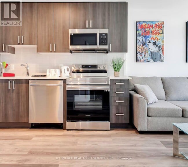 Photo du bâtiment - 1480 Bayly St