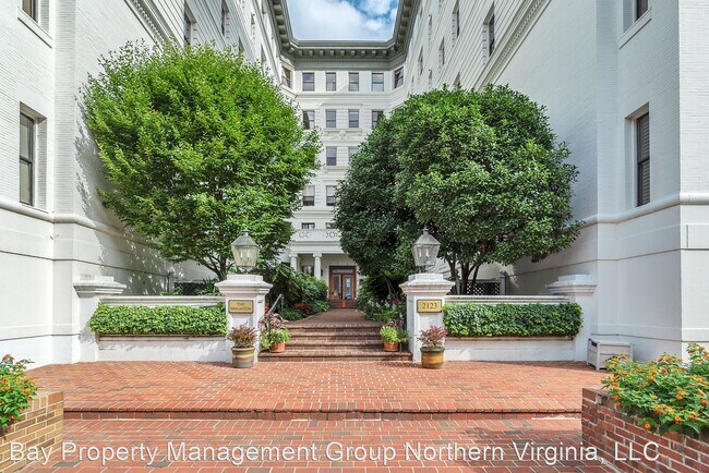 Foto del edificio - 2 br, 2 bath House - 2123 CALIFORNIA ST, N...