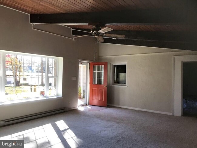 Building Photo - 457-B Ellis Woods Rd