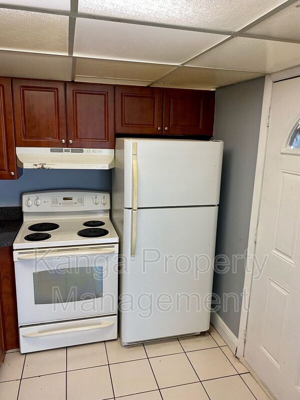 Foto del edificio - 3390 NW 30th St