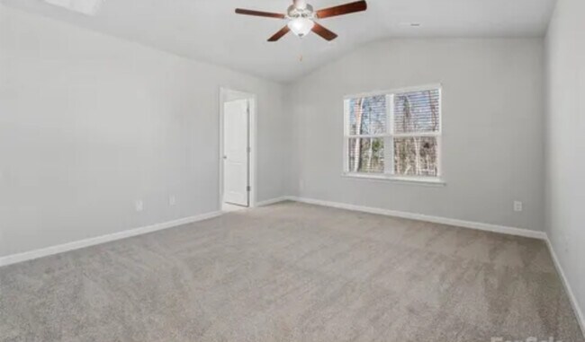 Foto del edificio - 2129 Clapham Ct