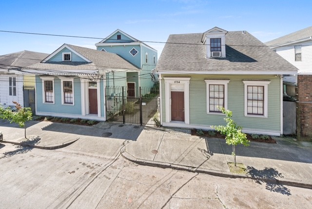Primary Photo - 1738 Henriette Delille St