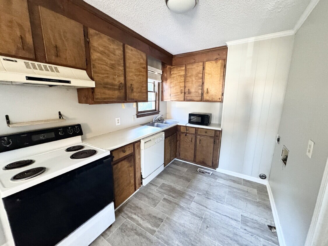 Foto del edificio - 1 bed / 1 bath - Pendleton SC