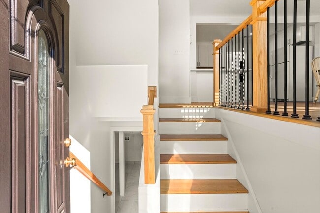 Photo - 312 Paragon Mills Rd House