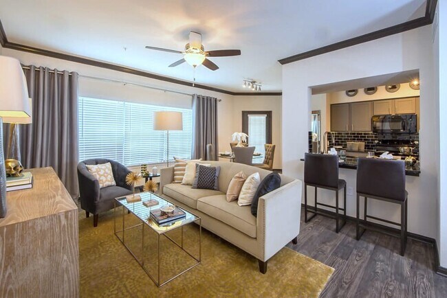 Foto del edificio - Experience Distinction in Every Square Foot!