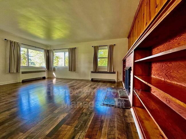 Foto del edificio - 614 Grantham Rd