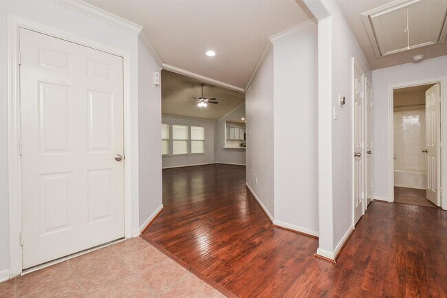 Foto del edificio - 4219 Mount Vinson Way