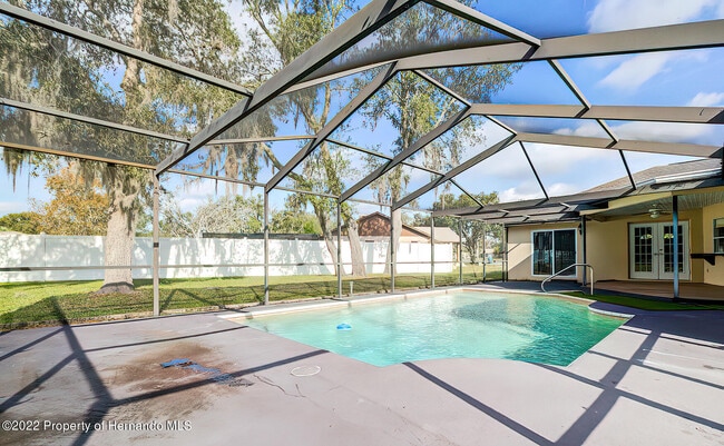 Building Photo - 8378 Sunflower Dr