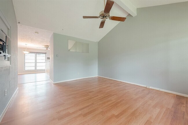 Building Photo - 10824 Bexley Drive