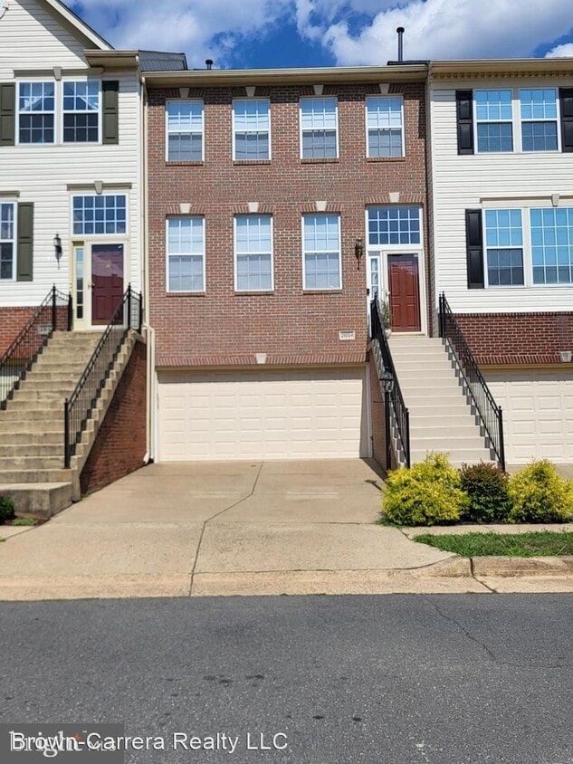 Foto principal - 3 br, 2.5 bath House - 21054 Roaming Shore...