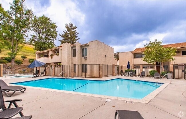 Building Photo - 28915 Thousand Oaks Blvd