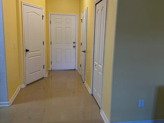 Foto del edificio - 2978 Rodrick Cir