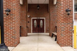 Building Photo - 9204 Charleston Dr