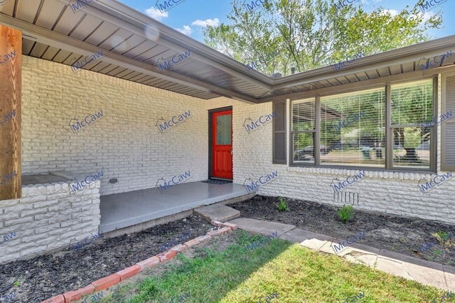 Building Photo - Charming 3/2.5 Home in Sherman!