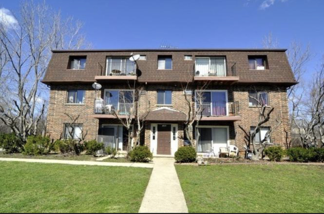 Primary Photo - 1203 Whispering Hills Ct