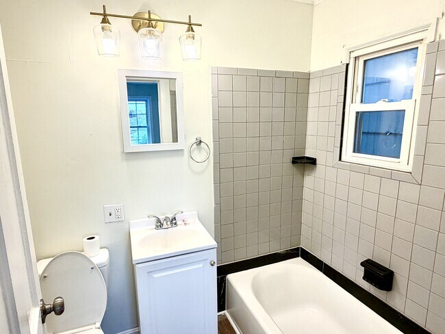 Foto del edificio - 714 Eureka St