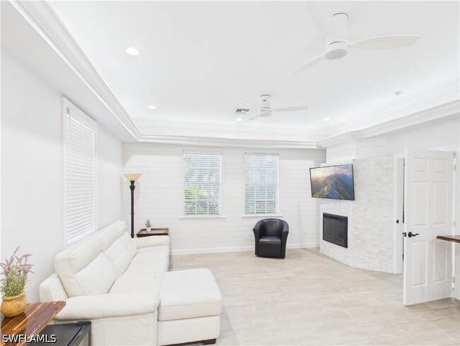 Building Photo - 6072 Polly Ave