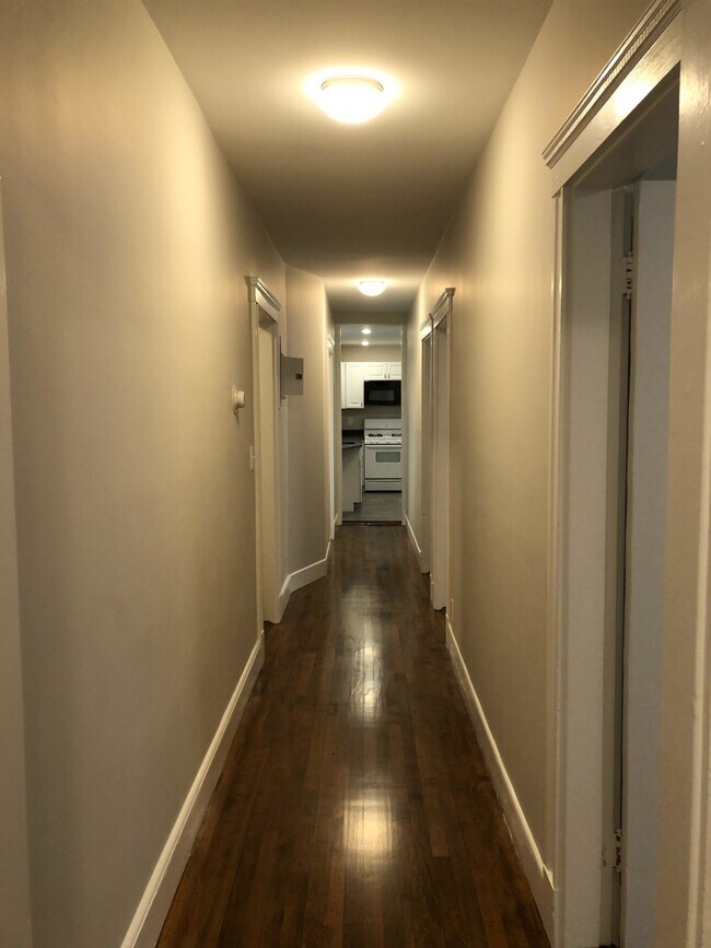 Foto del edificio - 9 Upland Rd