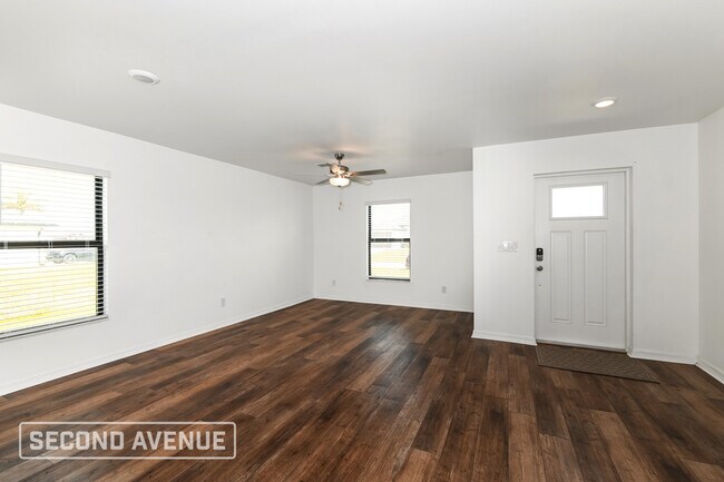 Foto del edificio - 1818 NE 23rd Ave