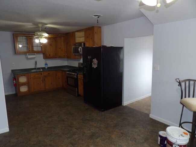 Building Photo - 125 2nd Ave