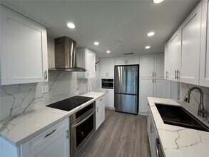 Building Photo - 1300 SW 122nd Ave