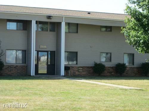 Foto principal - 2 br, 1 bath Apartment - 7118 Hillandale Rd 2