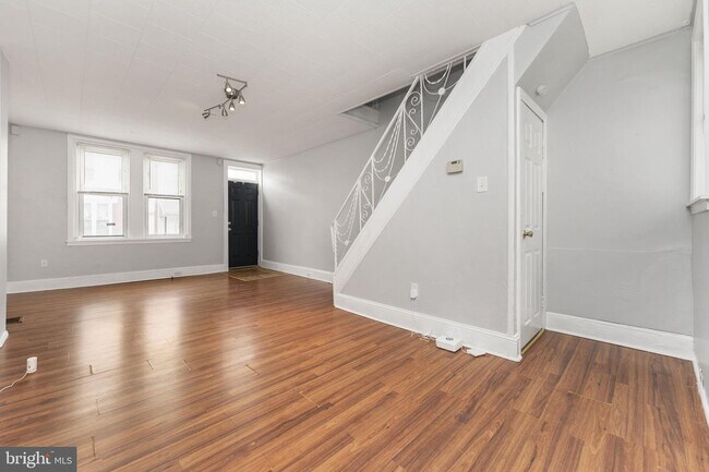Building Photo - 3494 Weikel St