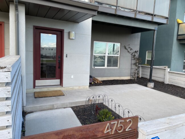 Foto del edificio - 4752 W S Jordan Pkwy