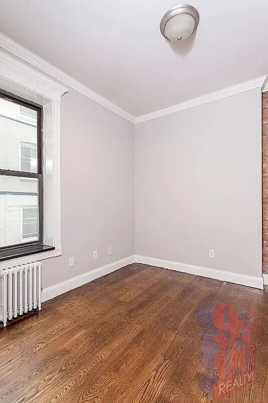 Building Photo - 326 East 100th Street