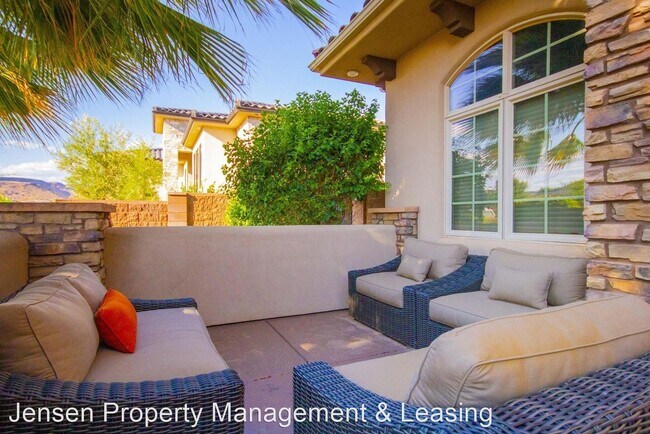 Foto del edificio - 6 br, 4 bath House - 1814 North 595 West