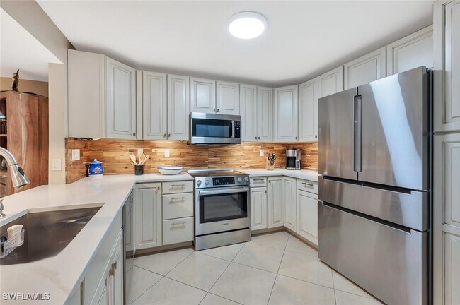 Foto del edificio - 4200 Belair Ln