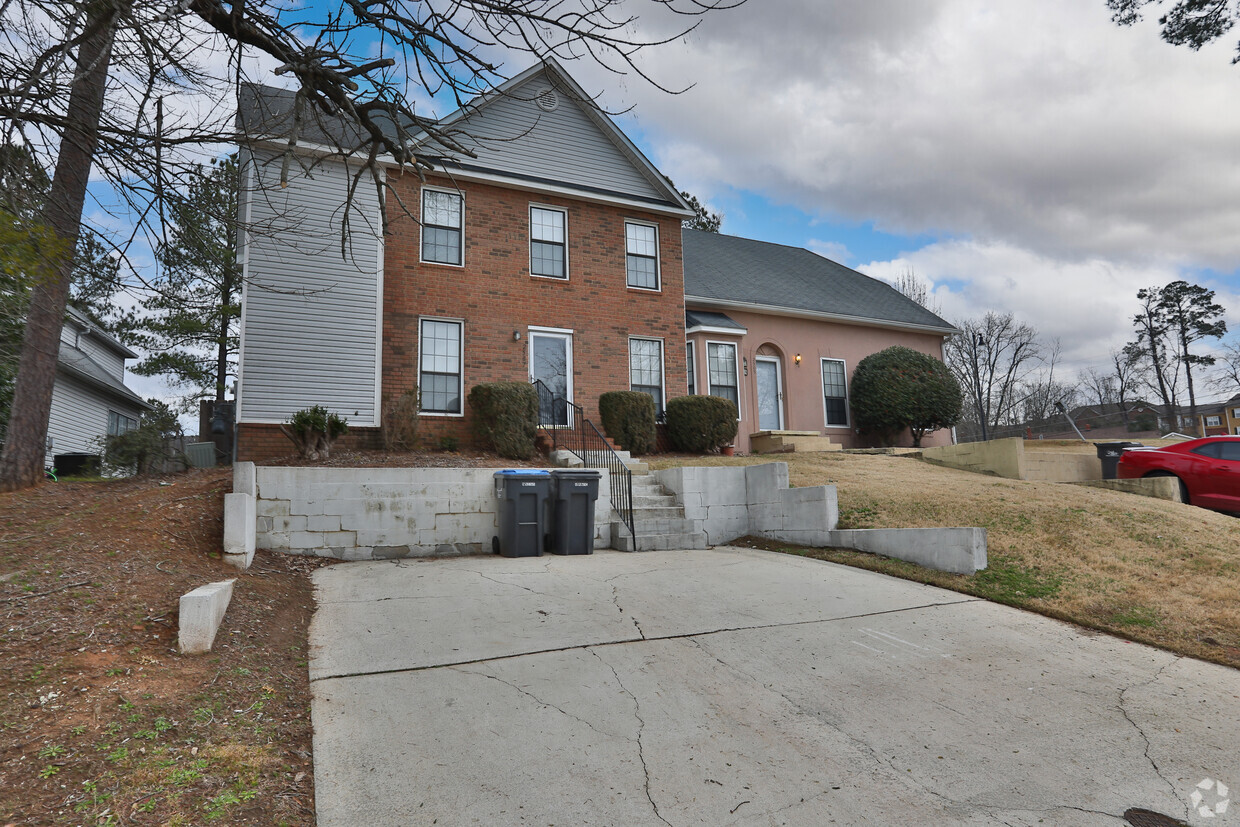 Building Photo - Alexander Commons Townhomes