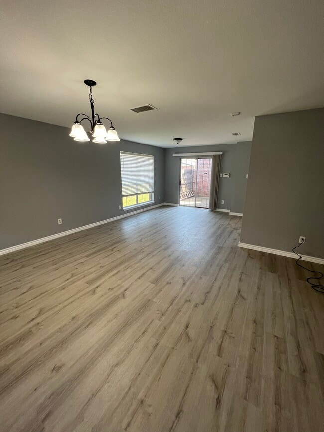 Foto del edificio - 3612 Villa Pl