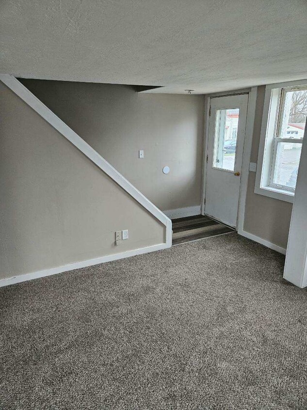 Primary Photo - 157 Summer St