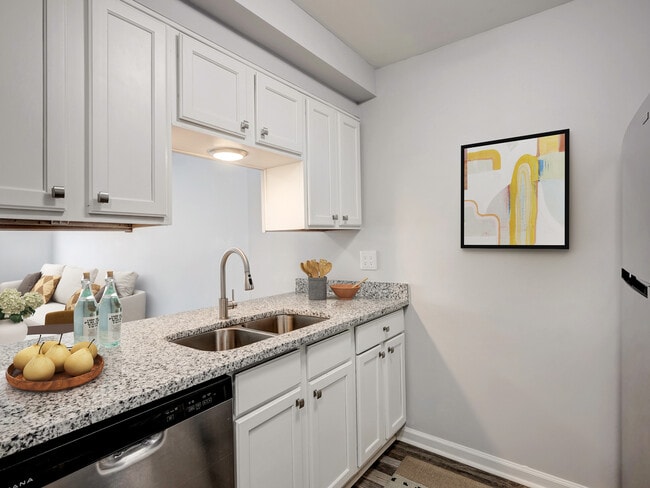 Building Photo - Windsor Apartments