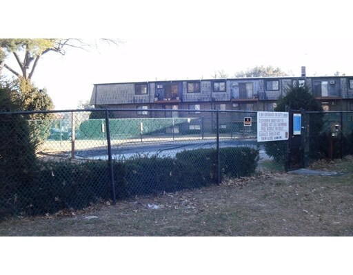 Building Photo - 44 Main St