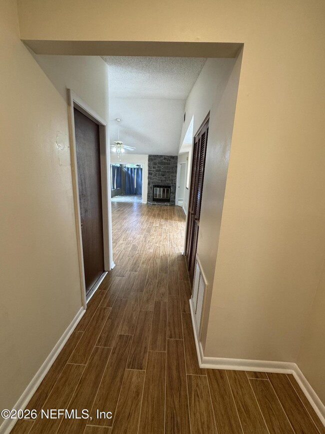 Building Photo - 8550 Goldeneye Ln