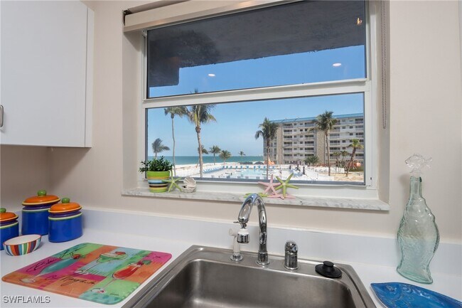 Building Photo - 25750 Hickory Blvd