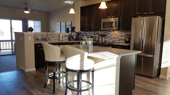 Building Photo - 2585 Trio Falls Dr