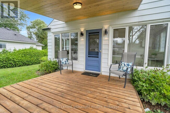 Photo du bâtiment - 117 Maple Ave