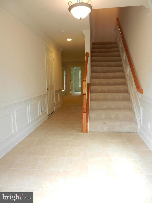 Primary Photo - 13700 Maple Sugar Ln