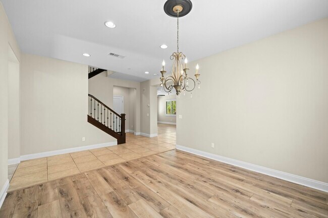 Building Photo - 44313 Marcelina Court