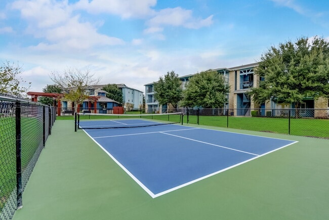 Building Photo - Oasis at Plum Creek Apartments
