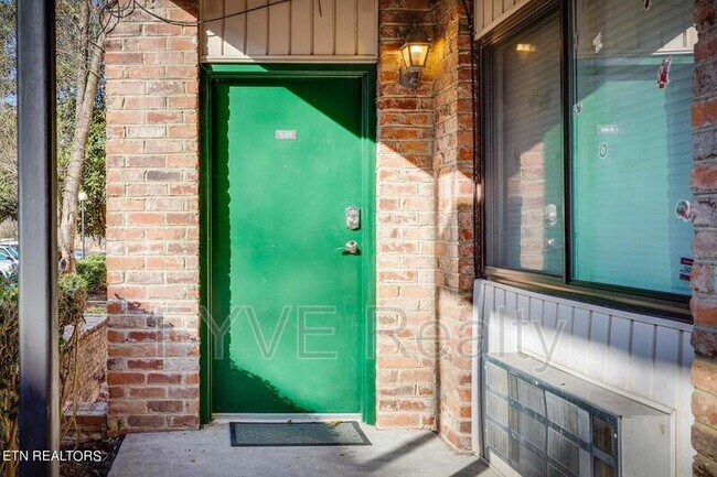 Foto del edificio - 2718 Painter Ave SW