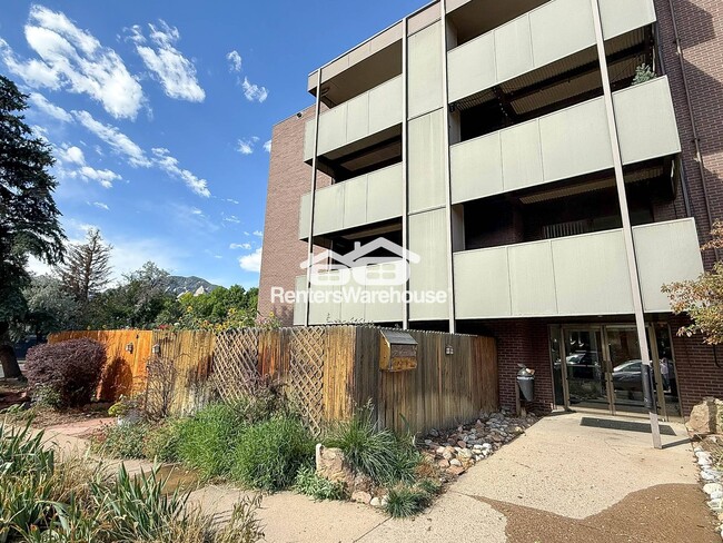 Building Photo - 2227 Canyon Blvd