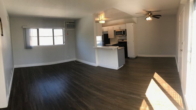 Building Photo - 435 S Gramercy Pl