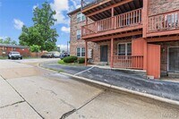 2434 Fowler Ave