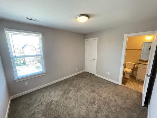 Foto del edificio - Matlock Townhomes 2 bedroom unit, close to I-24!